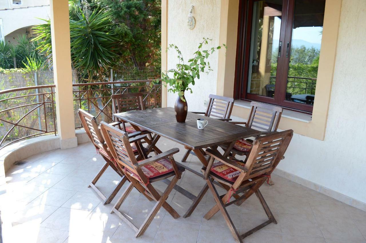 Villa Bella Loukisia Loukissia Extérieur photo
